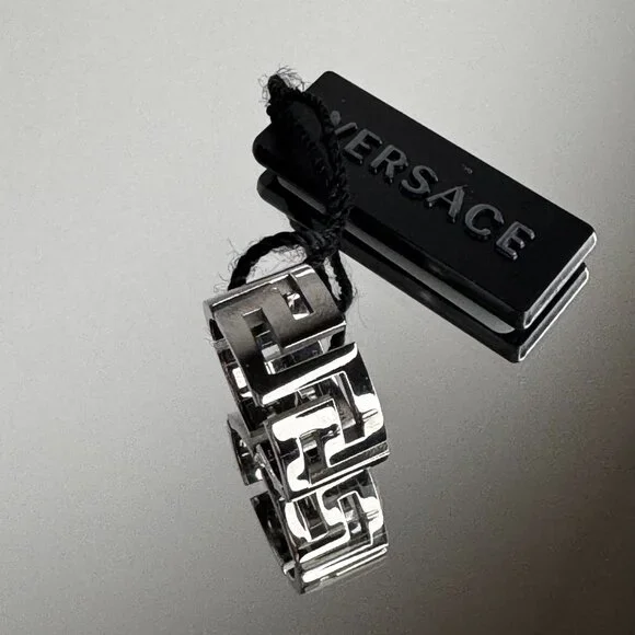 Ring - Picture 7 of 13